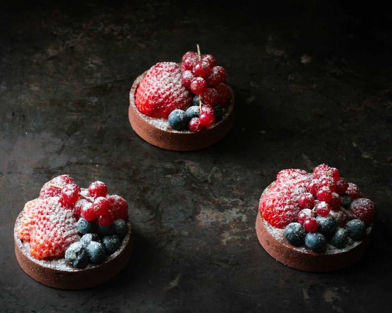 Schokoladentörtchen mit Beeren