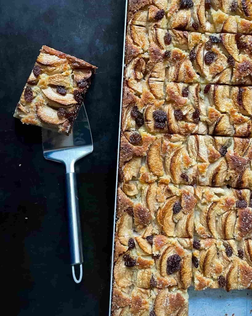 Kreipes Coffee Time Apfelkuchen mit Zimt und Rosinen