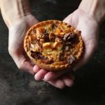 Mini Quiche mit Wirsing und Walnuss